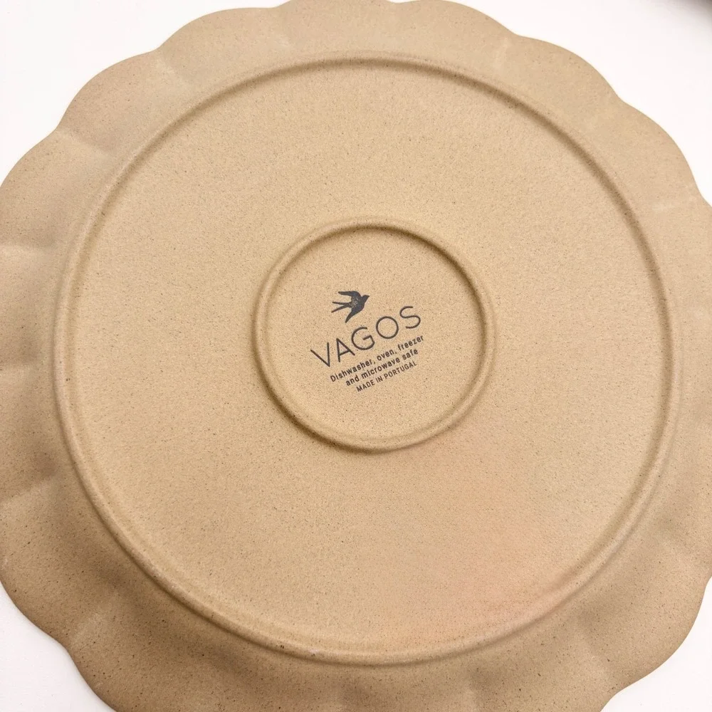 Vagos Portugal Stoneware Raven Scalloped Halloween Plates Set of 4 Salad Dessert